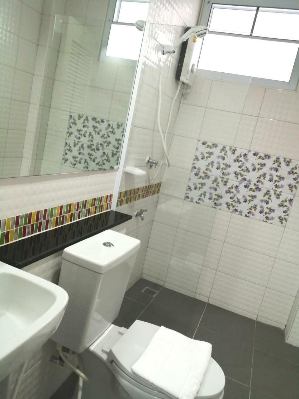 The Like Hotel Udonthani Kültér fotó