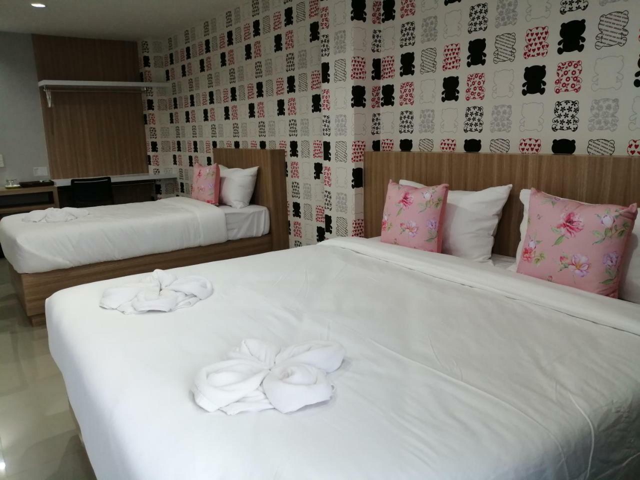 The Like Hotel Udonthani Kültér fotó